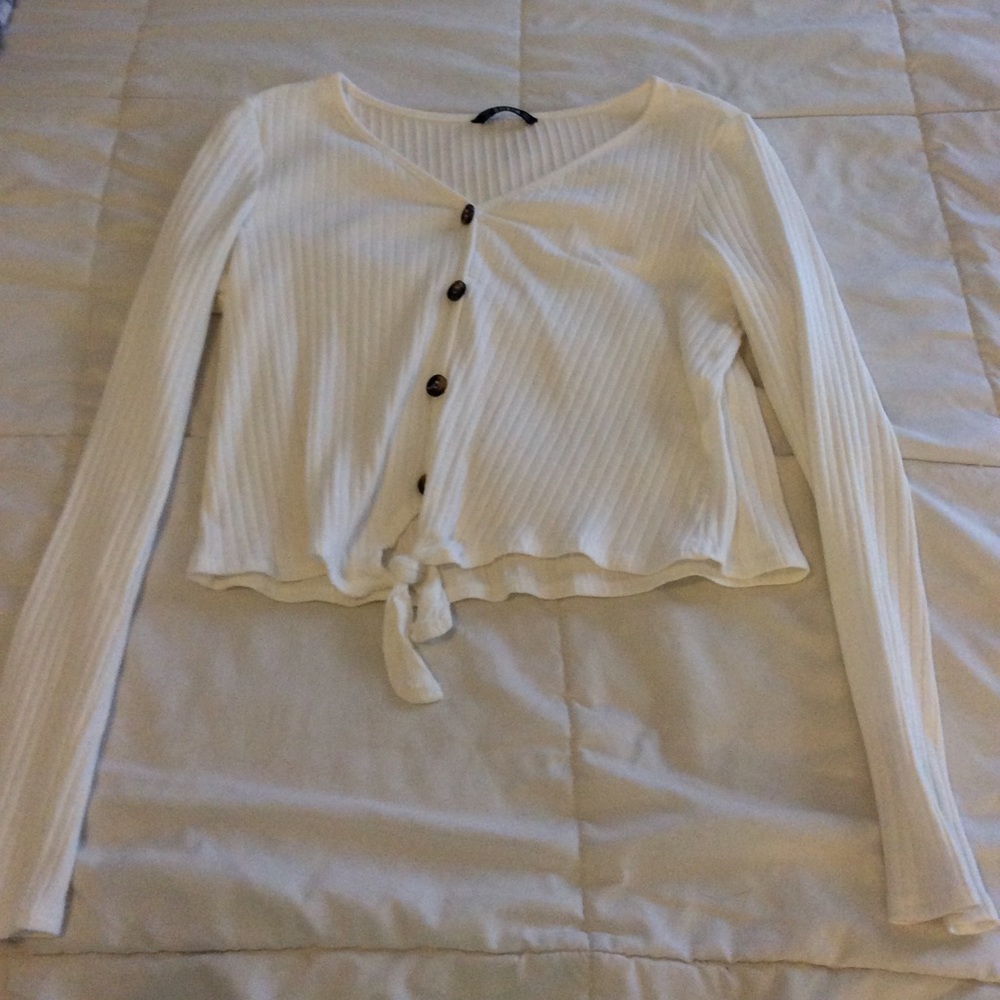 White crop top